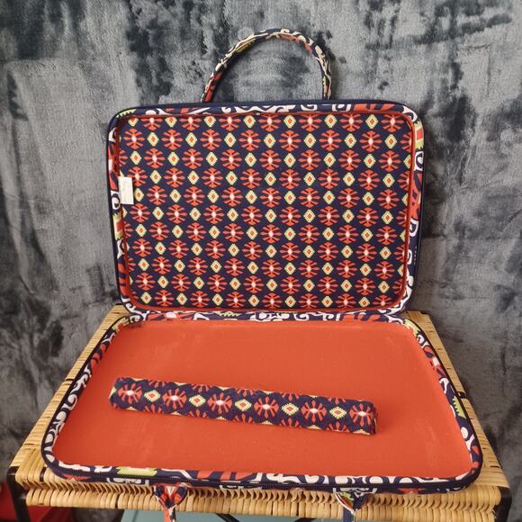 Vera Bradley Sun Valley Laptop/Computer Soft Case Protective Padded Carry Case - Picture 4 of 6